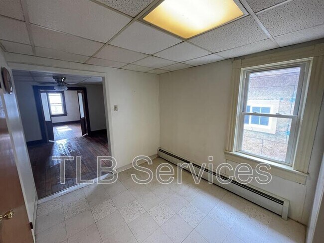 Foto del edificio - 221 3rd St