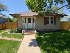 Building Photo - 4077 S Pearl St