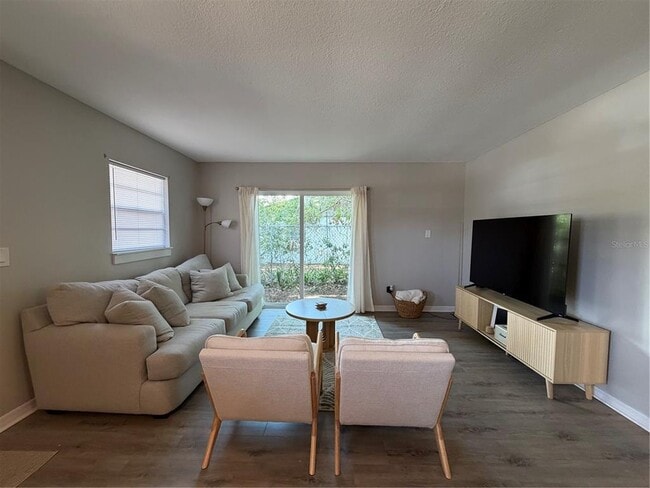 Building Photo - 1720 W Arch St