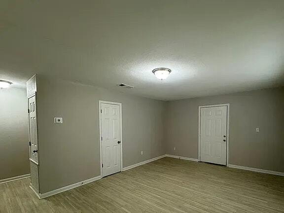 Foto del edificio - 4923 Woodmont Dr