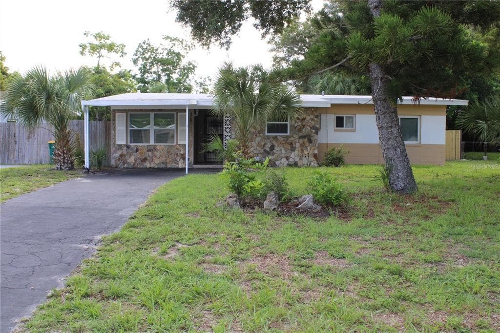 Foto principal - 8859 Robin Rd