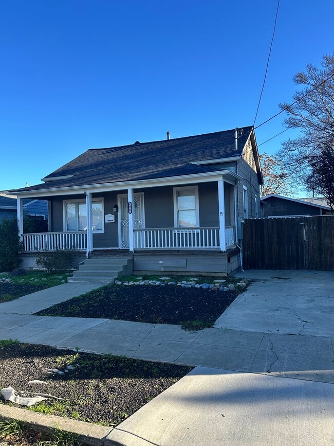 Foto del edificio - Cute Northside Bungalow