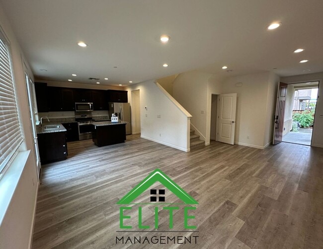 Photo - 4060 Beechcraft Way House