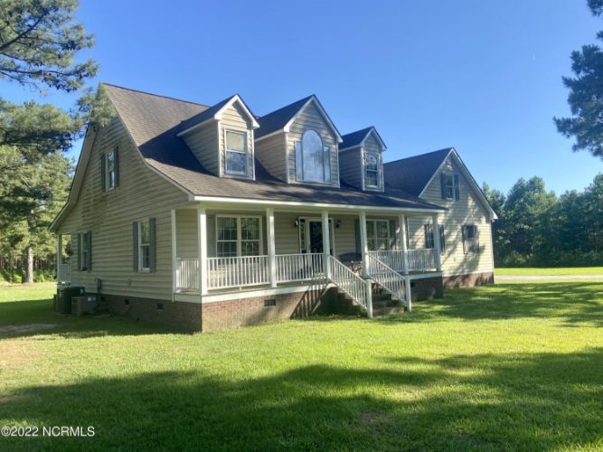 89 Lowe Rd, Gatesville, NC 27938 House for Rent in Gatesville, NC