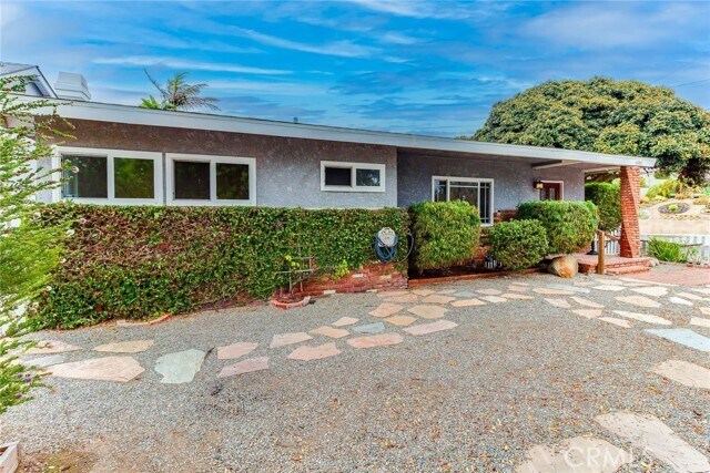 Building Photo - 1357 1st St