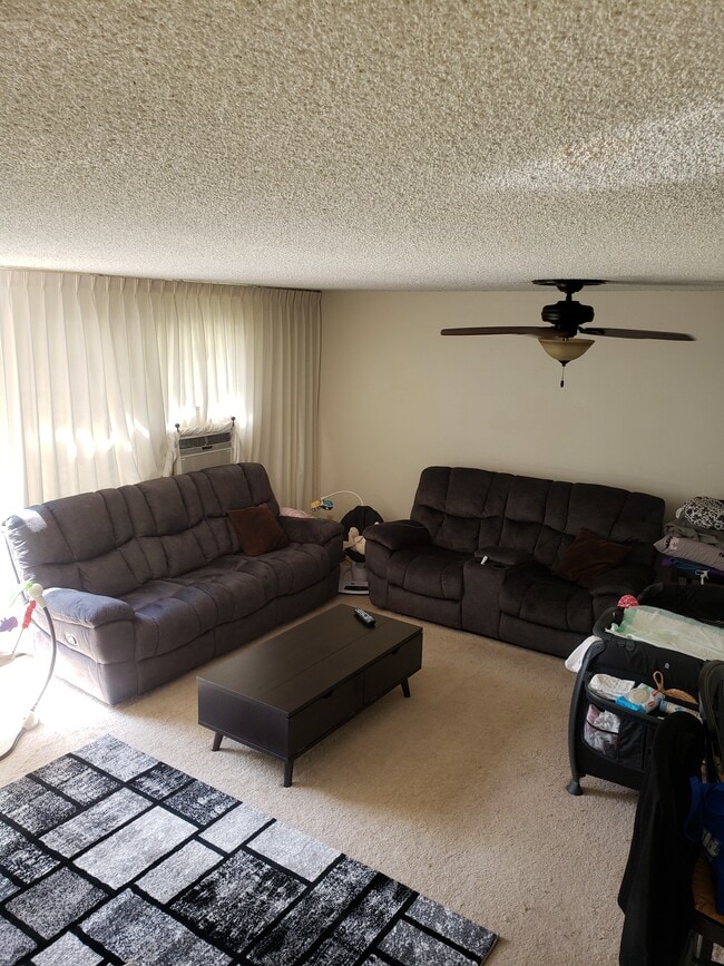 Building Photo - 98-1481 Kaahumanu St