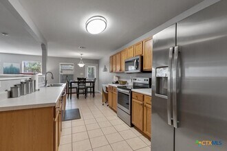 Building Photo - 2042 Dragon Trail