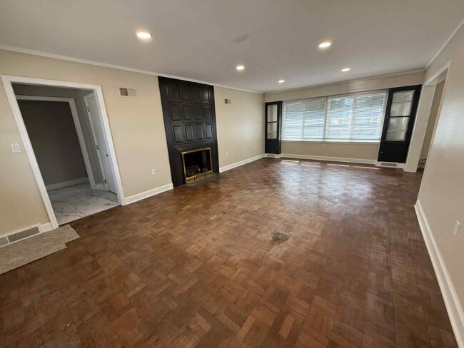 Foto del edificio - 546 N Washington St