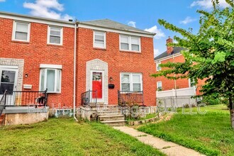Building Photo - 2107 Hawthorne Rd