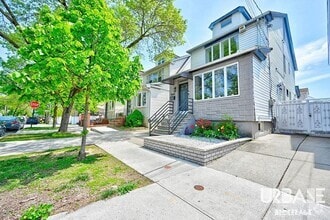 Building Photo - 96-40 Pitkin Ave