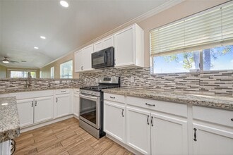 Building Photo - 21215 Barker Canyon Ln