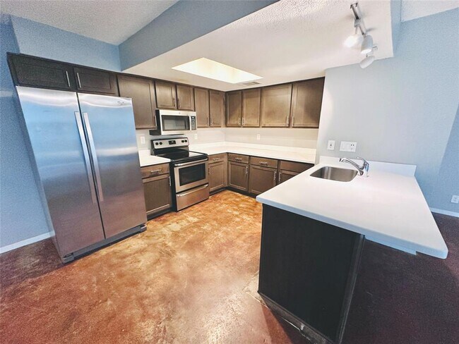 Foto del edificio - 3424 Willowrun Dr