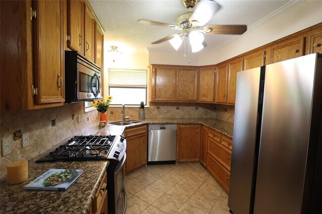 Building Photo - 4018 Nenana Dr