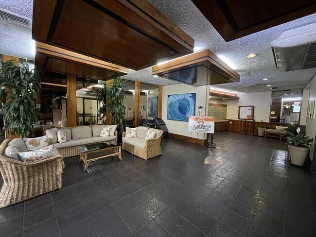 Foto del edificio - 1717 Ala Wai Blvd