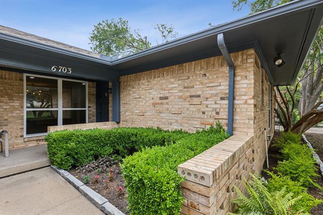 Foto del edificio - 6703 Del Norte Ln
