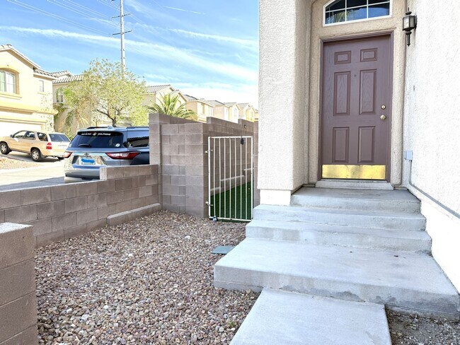 Foto del edificio - 10631 Streamside Ave