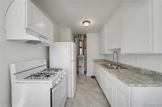 Foto del edificio - 628 Strong St