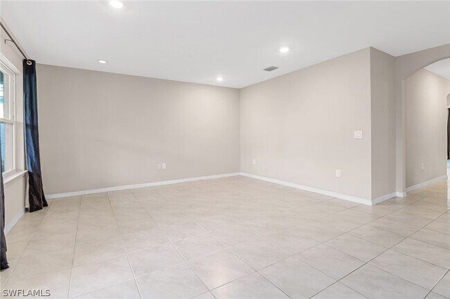 Building Photo - 3030 Birchin Ln