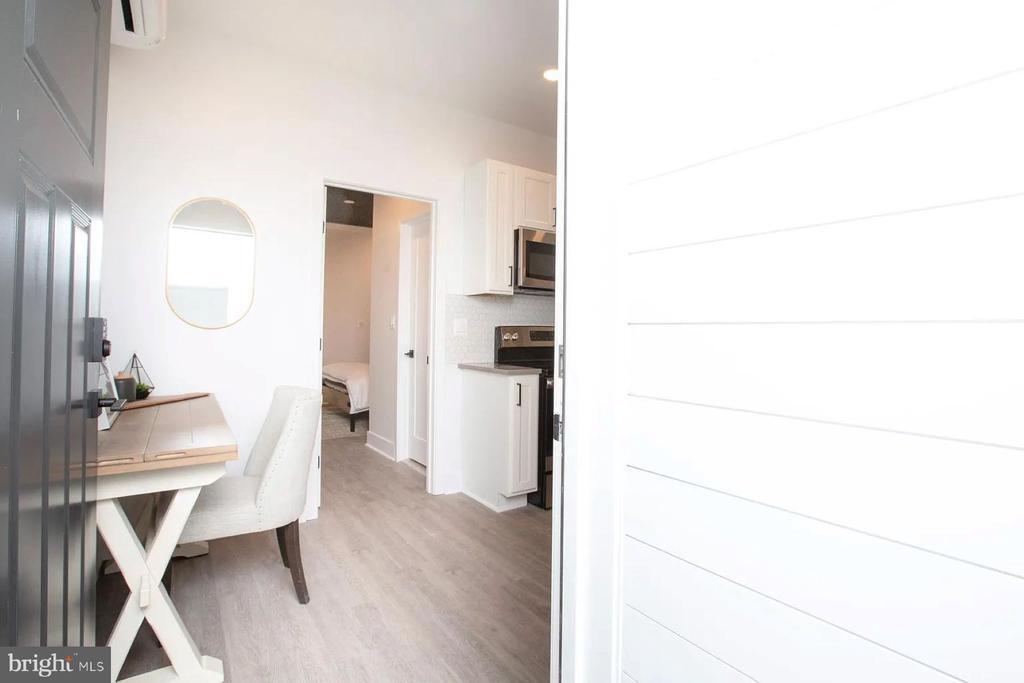 Foto principal - 1742 Fleet St