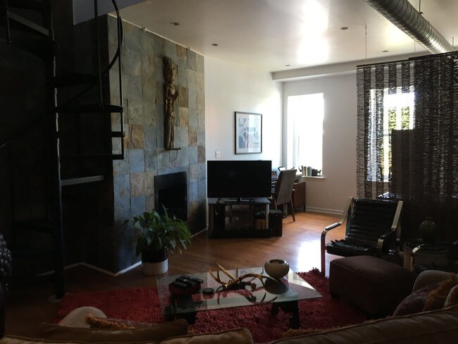 Foto del edificio - 5158 Butler St