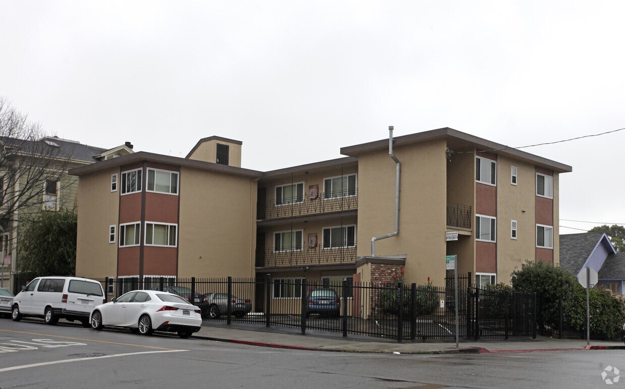 Foto principal - 2340 8th Ave