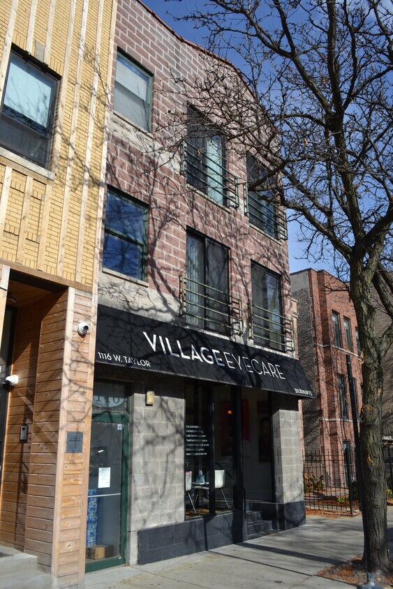 Primary Photo - 1116 W Taylor St