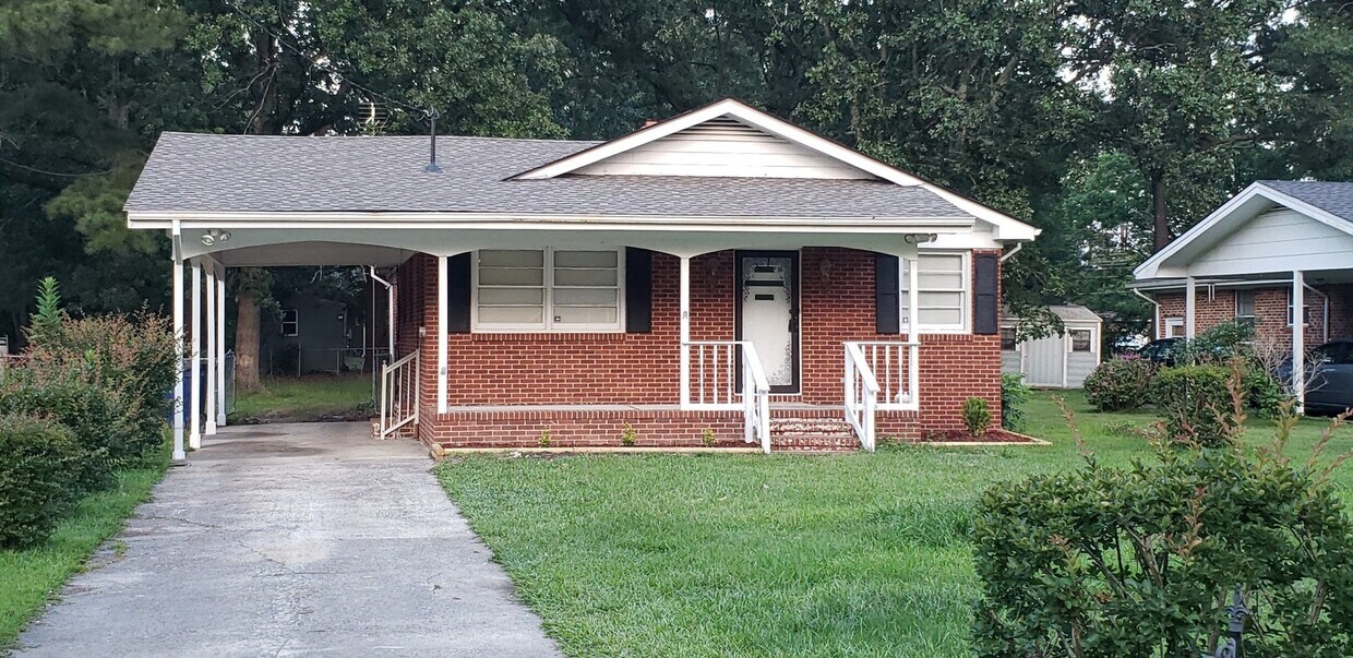 Primary Photo - 408 Oak Street