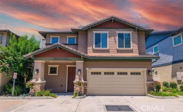 Foto principal - 1347 S Magnolia Ave