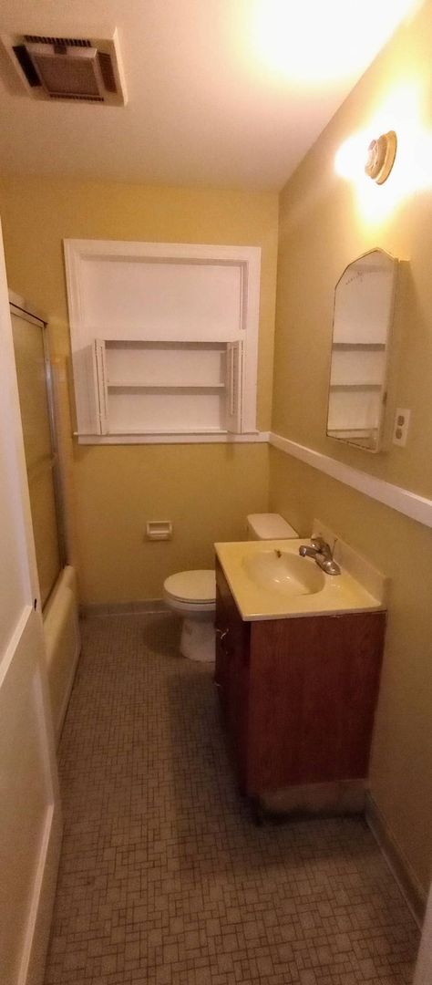 Foto del edificio - 4 Success is now offering this Spacious 3 ...