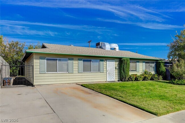 Building Photo - 6208 Casada Way