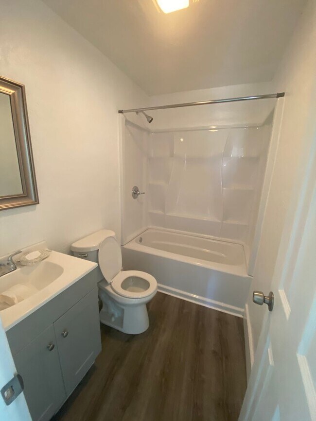 Foto del edificio - 3 Bedroom 1 Bath House