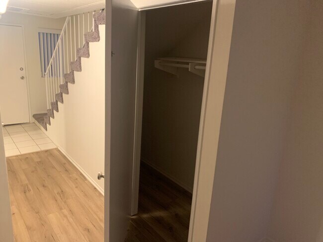 Building Photo - 1000 S Corning St