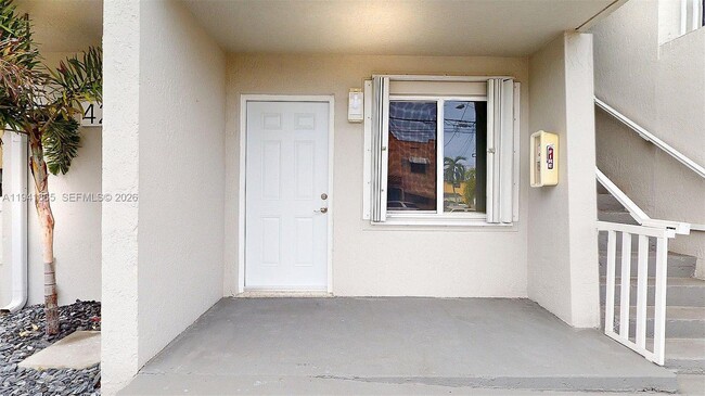 Building Photo - 426 NW 13th Ave