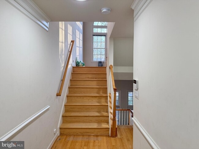 Photo - 819 Oak Knoll Terrace Townhome