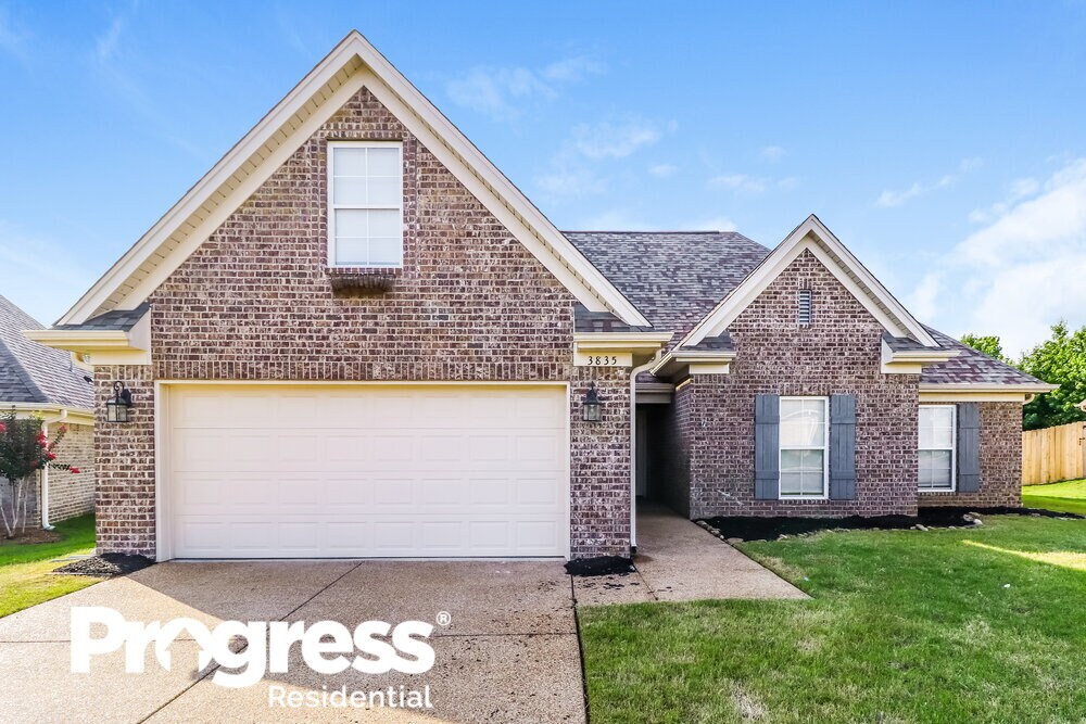 Primary Photo - 3835 Dawnwood Cir W