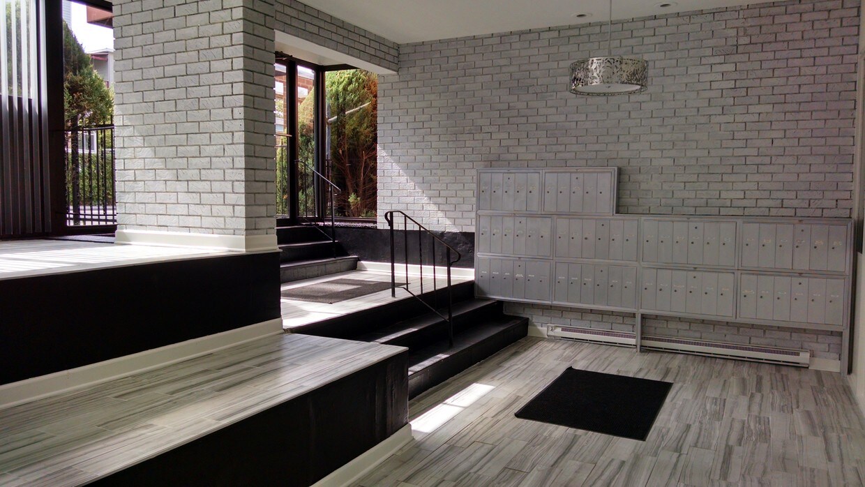 Foto principal - Whitney Manor Apartments