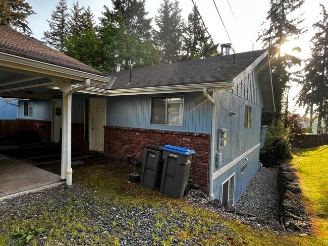 Foto del edificio - 1110 Shorewood Dr