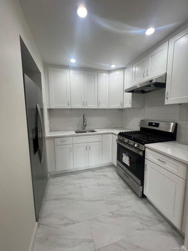 Foto del edificio - 48-32 59th St