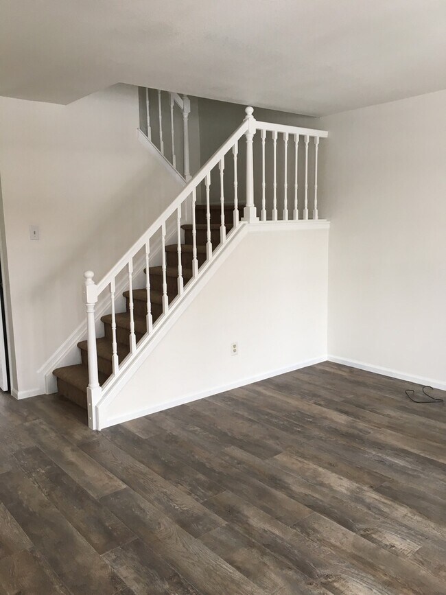 Foto del edificio - 109 Pheasant Run