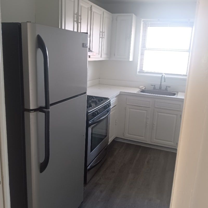 12651 Otter Dr Unit 12651 W. Outer Drive, Detroit, MI 48223 Room for