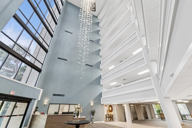 Building Photo - Hampton Apartments