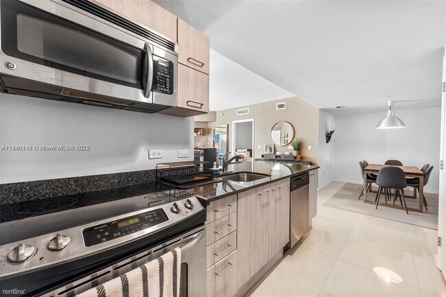 Foto del edificio - 2 br, 2 bath Condo - 350 S Miami Ave Apt 1404