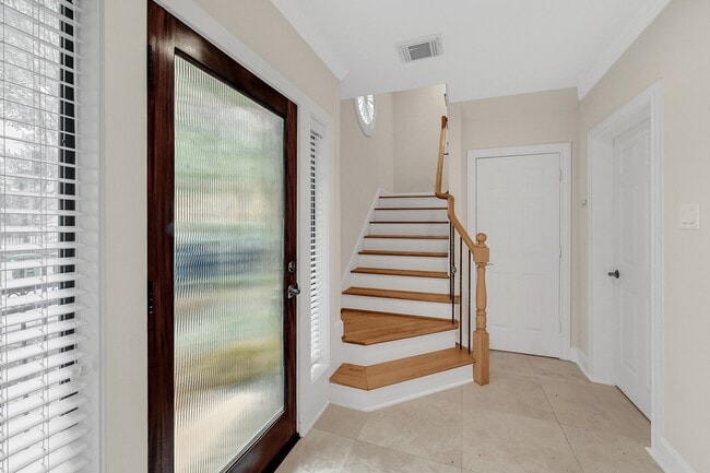 Building Photo - 2414 Dorrington St