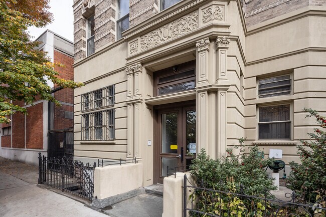Entrada - 479 W 152nd St