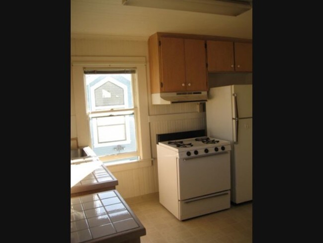 Building Photo - 108 Park Pl