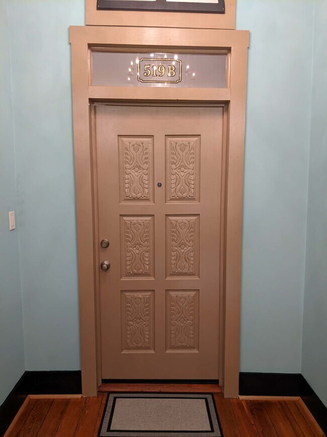 Foto del edificio - 519 Grove Ave