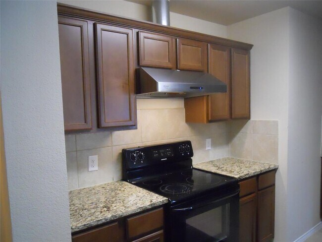 Building Photo - 1205 Jasper Crossing