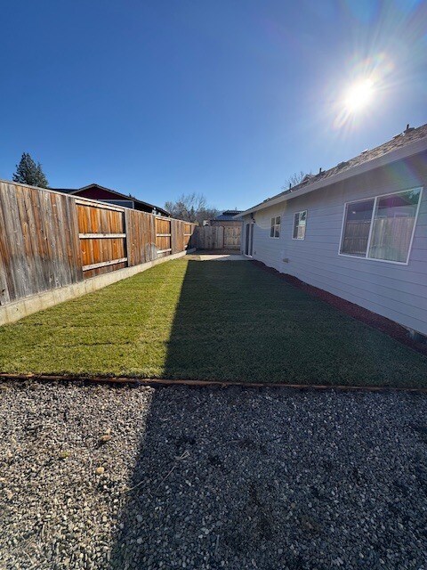 Foto del edificio - 1004 Brandon Way