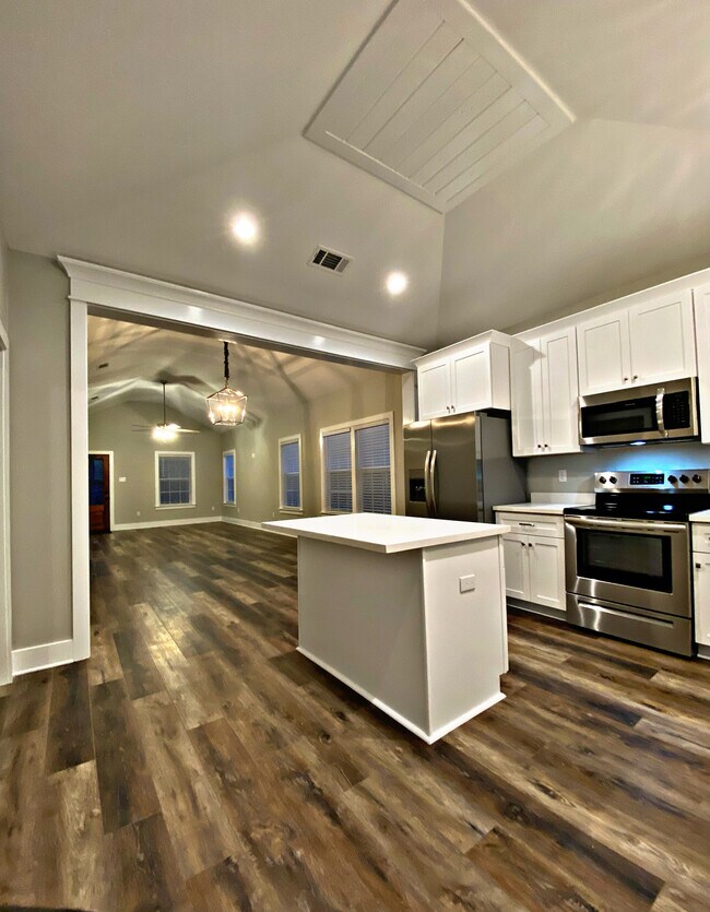 Foto del edificio - 21339 Heintz St