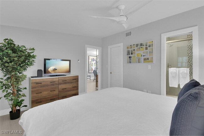 Foto del edificio - 2048 Harbor Ln